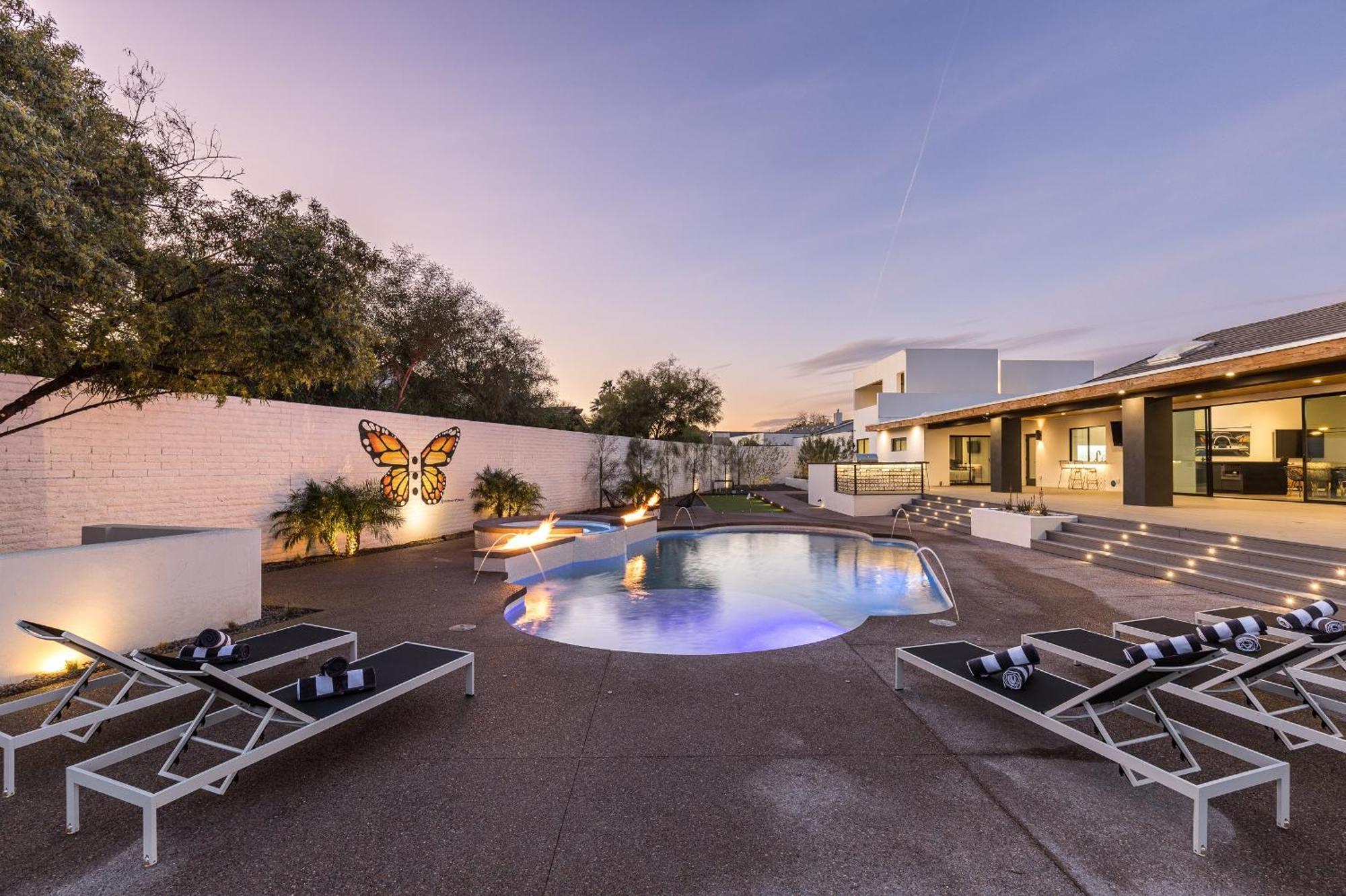 Luxury Micro-Resort, Theater, Sauna, Heated Pool ฟีนิกซ์ ภายนอก รูปภาพ